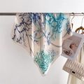 Foulard in seta con stampa loto a inchiostro esposto con borsa elegante e rivista - 70cm / Beige (FG4-4)