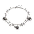 Doppellagige Perlenkette mit silbernen Rosen und Dornenreben-Design im Vintage-Stil - Silber