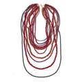 Collar artesanal de varias capas con cuentas en degradado rojo y gris tipo cascada - Multicolor