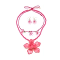 Set gioielli con fiori rosa in smalto, collana di perle fatta a mano e orecchini - Set Collana e Orecchini Rosa