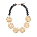 Collier artisanal perlé avec pendentifs tournesols dorés 3D et perles noires brillantes - Style Or et Noir