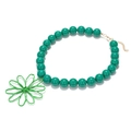 Collier fait main avec perles vertes rondes et grand pendentif fleur ajouré - Vert