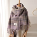 Winter lilac and dark grey plaid cashmere shawl with tassels and brand logo patch - Fashionable Purple