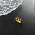 Minimalistischer vergoldeter Ring mit hohlförmigem LOVE-Schriftzug aus Titanstahl - Gold