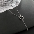 Silberne Halskette mit ineinandergreifenden Ringen, Kristallen und LOVE Gravur - Silber