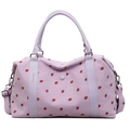 Sac de voyage en velours côtelé lilas avec imprimé fraises et bandoulière amovible - Violet