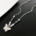 Collana vintage con ciondolo a farfalla bianca, perle e pietre viola su catena argento - Collana Farfalla Bianca (04-J15)