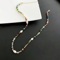 Kleurrijke edelsteen en zoetwaterparel ketting met gouden karabijnsluiting - Handgemaakte Steen Barok Parel Ketting (07-M4)