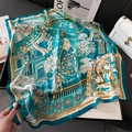Sciarpa in seta blu classica con pittura a inchiostro cinese e motivi tradizionali - Motivo di figure e architettura ornate (FJ877-3) / 70x70cm / Teal Giallo Stile Esotico