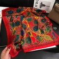 Elegante rode zijden sjaal van 70 cm met vintage bladpatronen en geometrische print - Rood