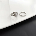 Silbernes Titanstahl-Kleeblatt-Ring-Set mit minimalistischem durchbrochenem Design - Hohlkleeblatt-Ring 2-teiliges Set / Silber