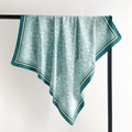 Sciarpa quadrata in raso verde petrolio con motivo paisley e bordo marrone ed elegante - Blu