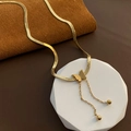 Collana a farfalla placcata in oro 18K con catena a serpente e pendenti a nappa - Oro