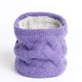 Violetter Strick-Halswärmer mit Zopfmuster und dickem Fleece-Futter für den Winter - Lila