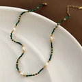Collier bohème avec perles de malachite verte et perles naturelles blanches - Collier de Perles Vertes (636#XK)