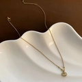 Gouden titanium stalen ketting met Ruyi slot-hanger en een lichte kattenoogsteen - 04-H9 Titanium Staal Peace Lock Ketting Goud