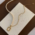 Elegante collar de acero de titanio dorado con perlas naturales y colgante rectangular - Estilo de Empalme de Perlas (140XK)