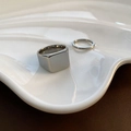Set di anelli in acciaio al titanio argento con anello a sigillo e fascia sottile - US 6 / Combinazione di anelli quadrati e sottili (Argento)