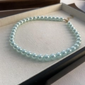 Elegante collar de perlas azul tiffany con cierre dorado ajustable en bandeja - Collar de Perlas de Concha Estilo A(614#XK)