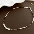 Beaded collar necklace with green natural stones and pearls in vintage elegant style - Fresh Beaded Style (05-E3)