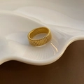 Gold wide ribbed stretch snake ring in titanium steel with vintage metallic texture - Gold (JZ-78)