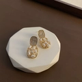 Elegant gold oval hollow earrings with white pearls and sparkling diamond accents - Vintage Pearl Micro-inlaid Style (1-2-19)