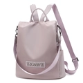 Zaino antifurto da donna in nylon viola chiaro con dettaglio logo in metallo minimale - Stile con Lettere - Rosa Viola