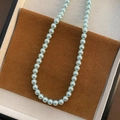 Élégant collier à un rang composé de perles bleu menthe au fini lustré - Bleu Glacé (Grand)