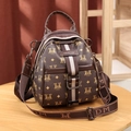 Zaino da donna marrone scuro con elegante motivo monogramma e pratico design multitasche - 9335M Caffè