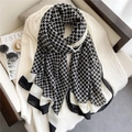Classic black and white geometric chain print oversized scarf with black border - Black (YM225-4)