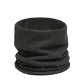 Détail du cache-col en tricot noir montrant le motif de blé et la texture côtelée - Noir
