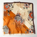 Seidiger quadratischer Schal mit vintage Pfingstrosen in Orange und Beigem Muster - Beige Orange Vintage Blumenstil (FT198-2) / 90*90cm