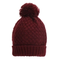 Detalle de gorro de punto de panal rojo oscuro con pompón suave y dobladillo acanalado - Burdeos