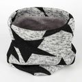 Détail d'un tour de cou en tricot avec doublure en peluche et motifs d'étoiles - Style Étoile à Cinq Branches Gris Noir (WB21-8)