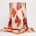 Lussuoso foulard in seta con elegante motivo equestre a catena e fibbie - 90*90cm / Beige