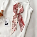 Foulard twilly en soie avec lettre A et imprimé jungle rouge sur fond crème - Toile de Jouy Bordeaux Crème Lettre A (LK32-A)