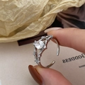 Detail of adjustable silver ring with heart-shaped crystal and floral vine accents - Silver Heart Vintage Style (Large)