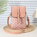 Borsa a tracolla rosa per cellulare con motivo a lettere M e fibbia in metallo oro - Rosa