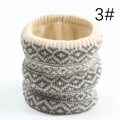 Winter-Halswärmer mit grau-weißem Rautenmuster und weichem Fleece-Futter für Damen und Herren - Beigegrau