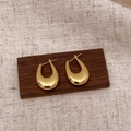 Minimalistische goldene U-förmige Tropfenohrringe mit hochglanzpoliertem Finish - U-Förmiger Stil (A-588) / Gold