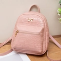 Mini zaino rosa da donna con trama a coccodrillo e fiocco dorato decorativo - Rosa