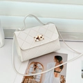 Bolso bandolera acolchado blanco con cierre dorado y asa de mano para mujer - Blanco