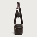 Borsa a tracolla retrò marrone con monogramma, portamonete tondo e tracolla larga - Marrone Scuro