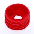 Detalle de textura del calentador de cuello de terciopelo rojo con forro térmico - Rojo