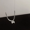 Elegante collana con ciondolo a fiocco argento e catena a perle quadrate stile chic - Collana con Perle Quadrate d'Argento e Fiocco