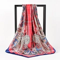 Foulard in seta vintage 90cm con motivi paisley e floreali in rosso e blu navy - Rosa Rossa