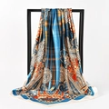Foulard in seta con stampa paisley blu reale e arancione, design da 90 cm - Blu