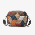 Borsa a tracolla patchwork boho con motivi geometrici in pelle e tracolla in tessuto - Nero