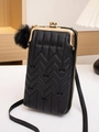 Borsa a tracolla trapuntata nera per cellulare con chiusura dorata e pompon di pelliccia - Nero
