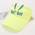 Visiera parasole lavorata a maglia verde neon per bambini con orecchie di coniglio 3D - Giallo Neon
